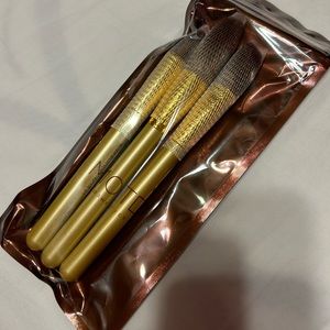 Makeup Brushes